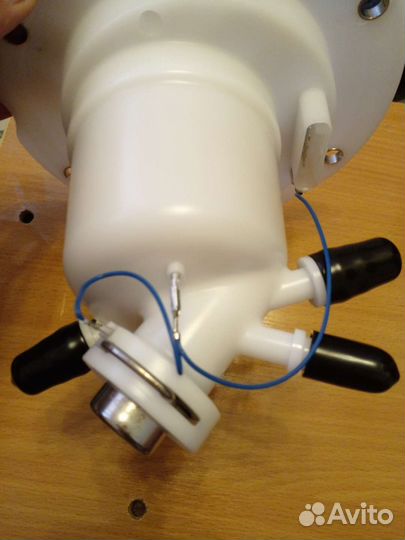 Топливный фильтр mercedes a2214701790/289