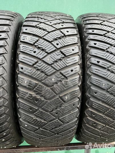 Goodyear Ultragrip Ice Arctic 195/60 R15 88T