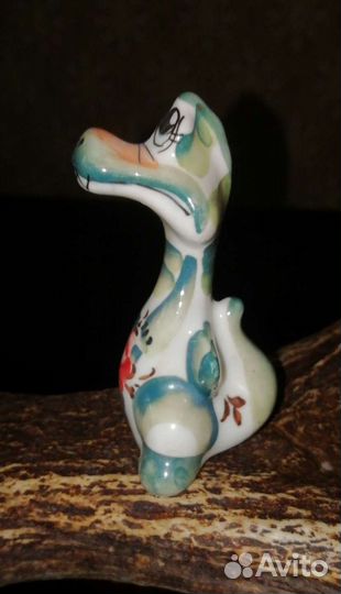 Статуэтка Крокодил Девушка в кокошнике