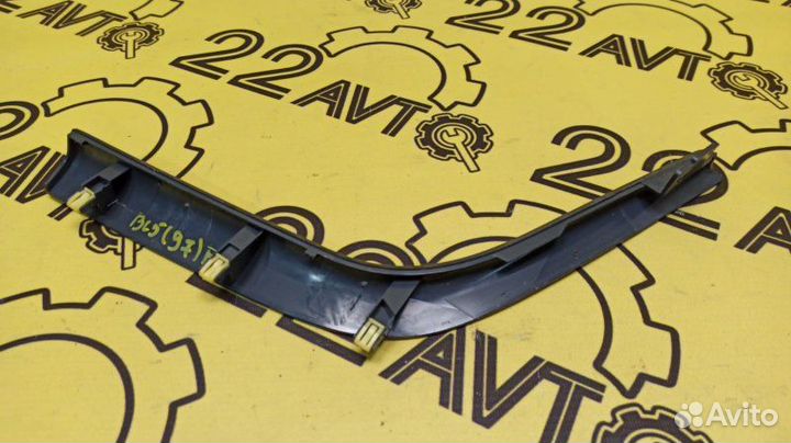 Накладка консоли передняя правая Subaru Legacy BL5