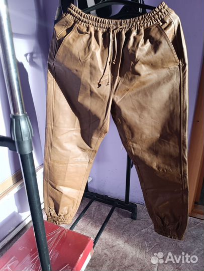 Брюки кожаные