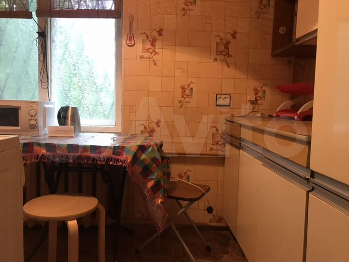 2-к. квартира, 50 м², 1/9 эт.