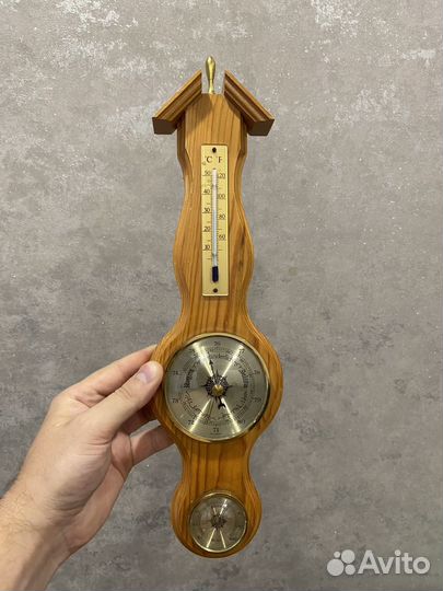 Часы настенные