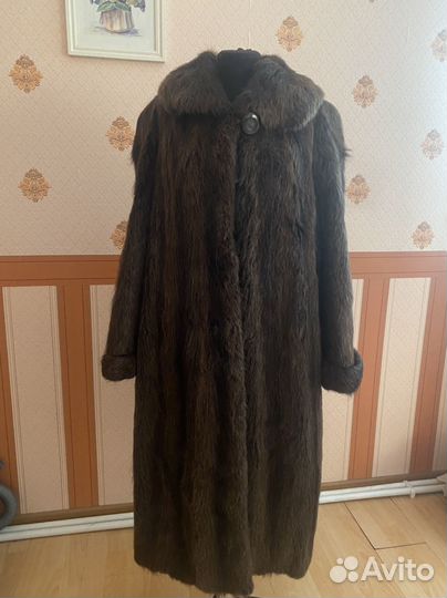 Шуба р.56 нутрия. Аргентина