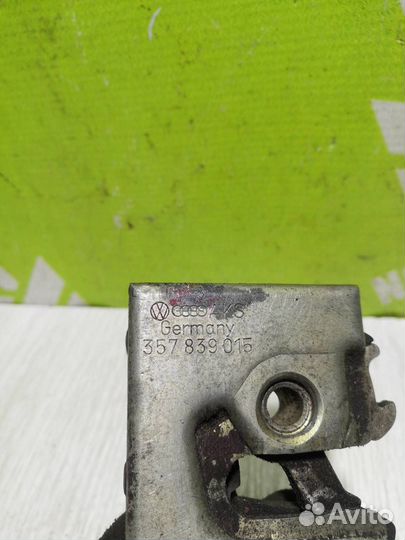 Замок двери задней левой Фольксваген Пассат Б3