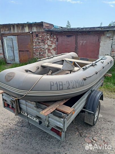 Лодка cayman 360