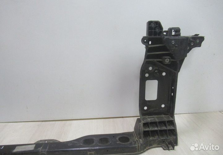Панель передняя Hyundai Tucson 3 oem 64101d7000 (слом.часть)
