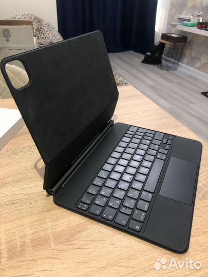 Apple magic keyboard для iPad pro 11