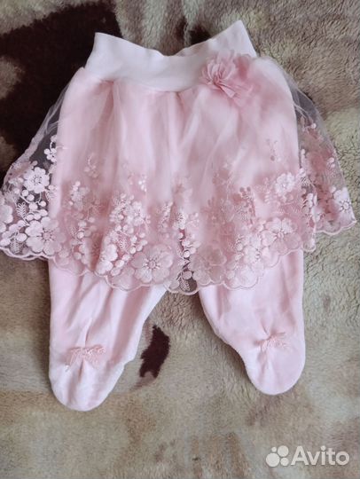 Комплект на выписку для девочки