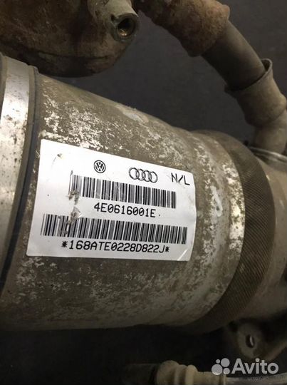 4E0616001E Стойка пневматическая задняя Audi