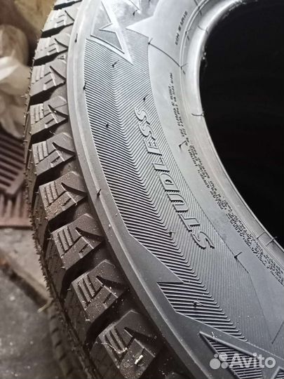 Bridgestone Blizzak DM-V2 215/65 R16 98S