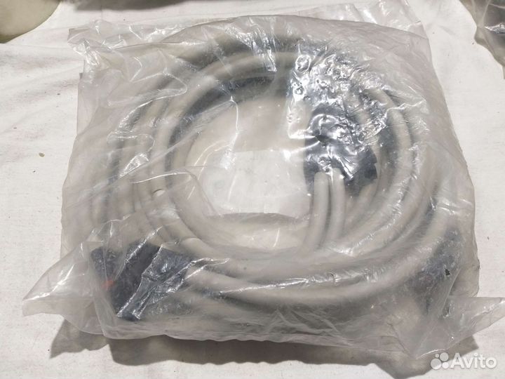 Кабель Schneider Electric Modicon bmxfcc303