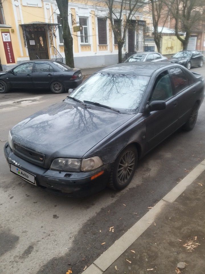 Volvo S40: фото владельца