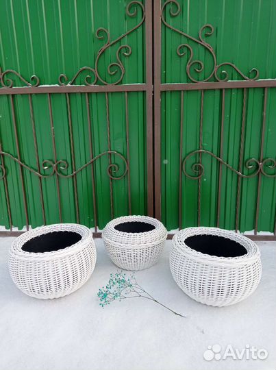 Кашпо из полиротанга