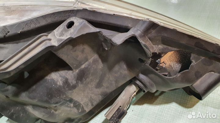 Фара toyota camry 50