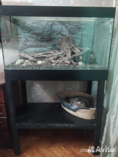 Аквариум с тумбой 270 литров