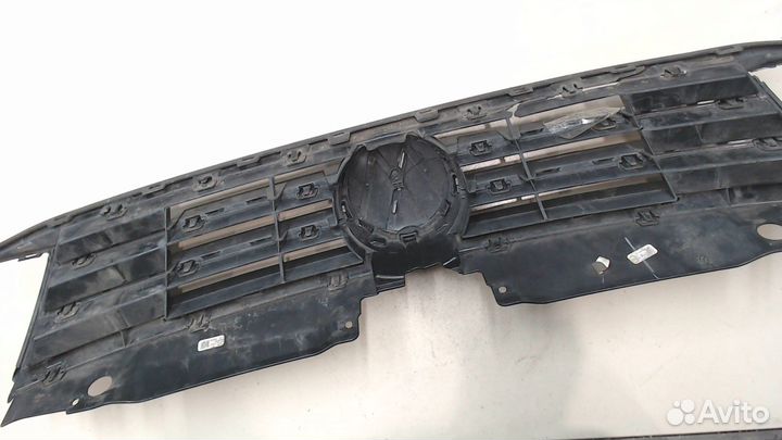 Решетка радиатора Volkswagen Jetta 6, 2016