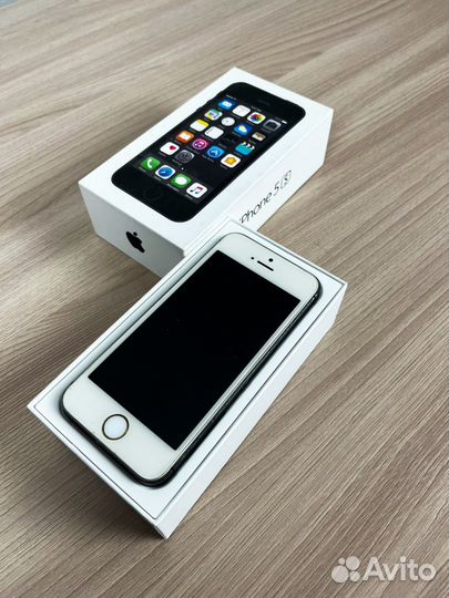 iPhone 5S, 16 ГБ