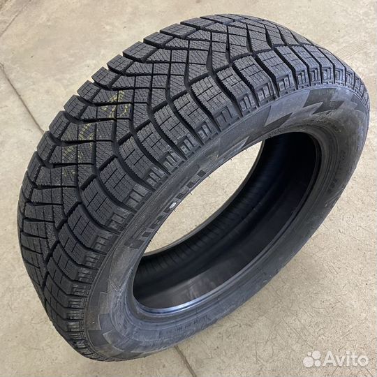 Pirelli Ice Zero FR 235/60 R18 107H