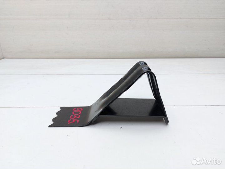 Противооткатный упор Bmw X5 Е53 M57N 2005