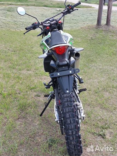 Мотоцикл avantis Dakar 250 Twin Cam