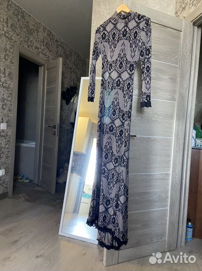 Вечернее платье в пол 42 44