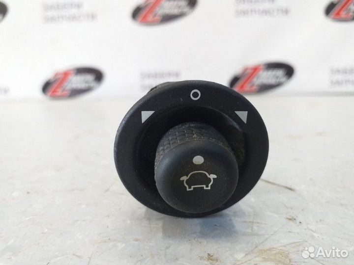 Кнопка управления зеркалами Ford Eco Sport 1.6