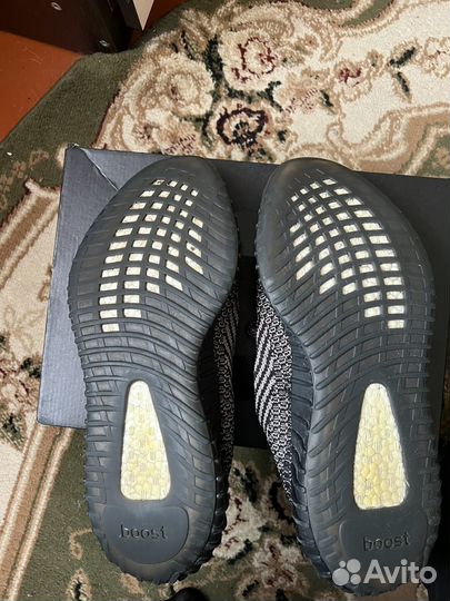Adidas yeezy boost 350 v2 yecheil (reflective)