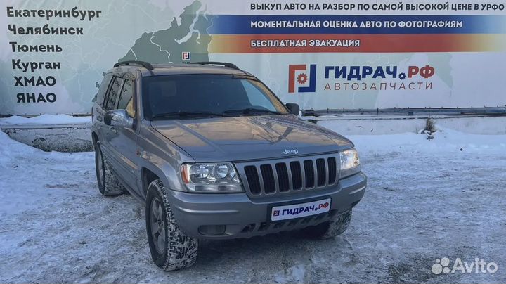 Фонарь задний (стоп сигнал) Jeep Grand Cherokee (W