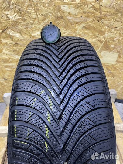 Michelin Alpin 5 215/55 R16