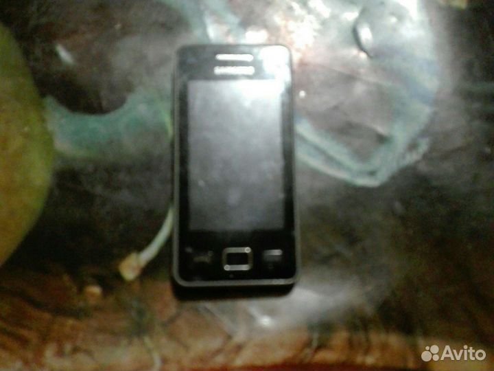 Телефон Samsung