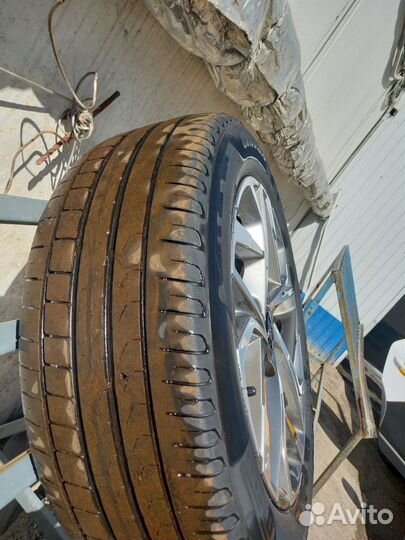 Pirelli Cinturato P7 215/55 R17