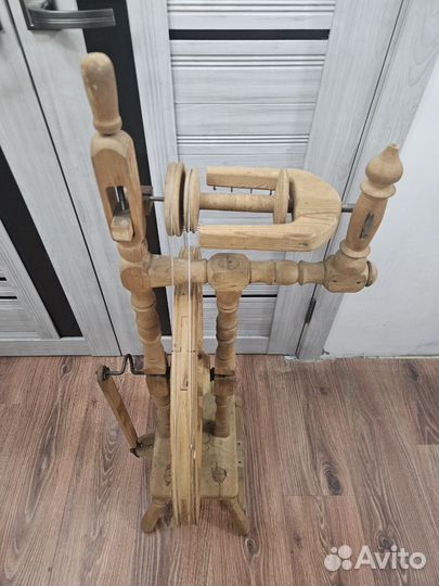Прялка деревянная старинная