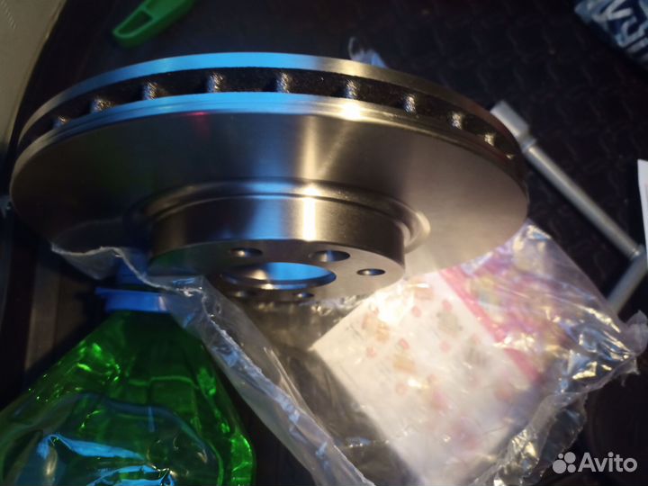 Тормозные диски Renault Logan 2