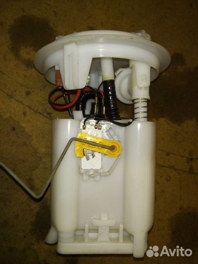 Топливный насос (бензонасос) Renault Symbol 1 K4J