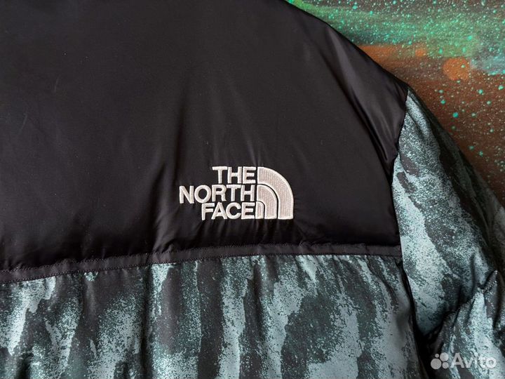 Пуховик The North Face 1996 Green Tiger Print