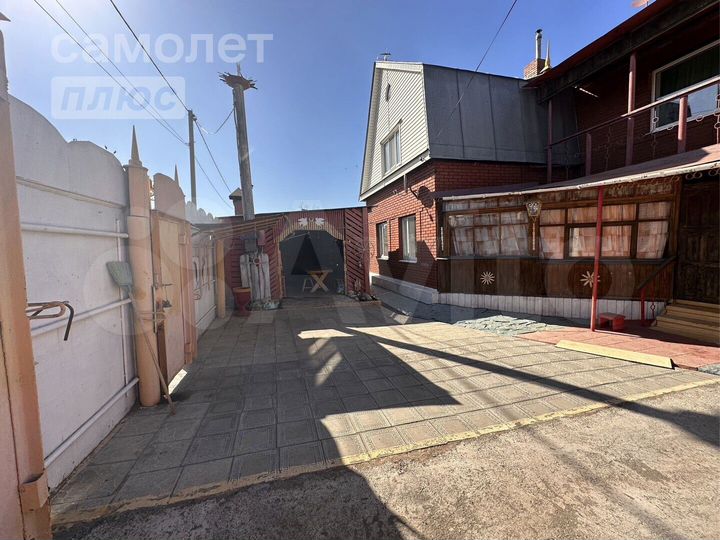 Дом 158,8 м² на участке 11 сот.