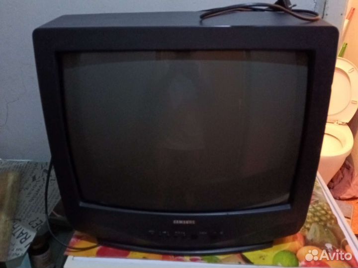 Продам телевизор бу