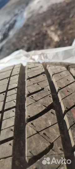 Bridgestone Dueler H/L 33 245/60 R18