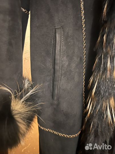 Дубленка натуральная женская с капюшоном