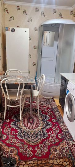 Комната 18 м² в 1-к., 4/4 эт.