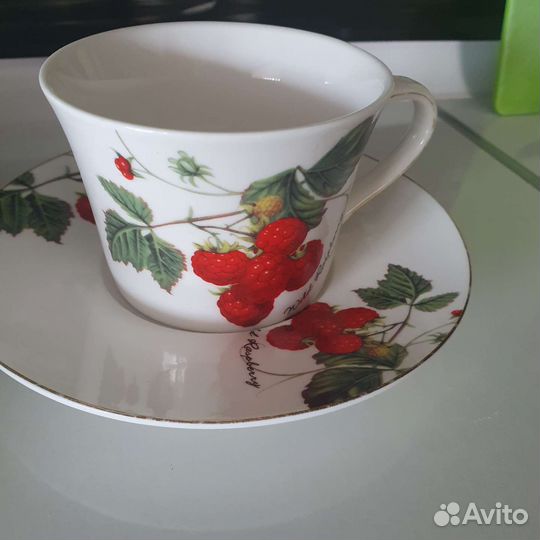 Посуда,тарелки чашки блюда