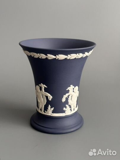 Вазочка Wedgwood бисквит англия