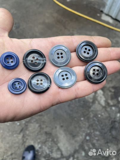 Пуговицы