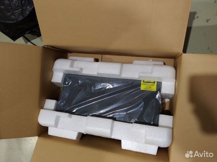 Коммутатор Cisco Catalyst WS-C3560-24TS-S