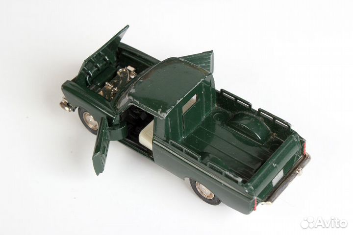 Масштабная модель Москвич-пикап А19 (СССР) без ми
