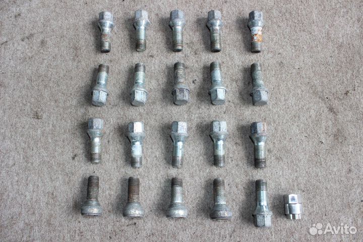 Болты колесные M14 Mercedes (20шт) + секретка