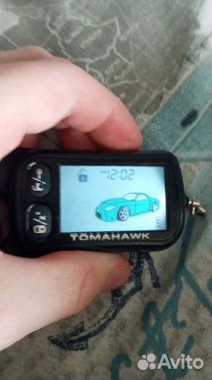 Брелок б/у сигнализация Tomahawk