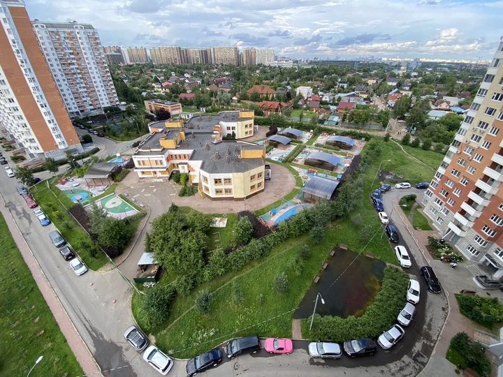 2-к. квартира, 88 м², 13/25 эт.