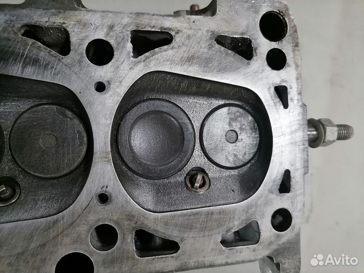 Головка блока 0261033730 1.8 VW Passat B3 1988-93